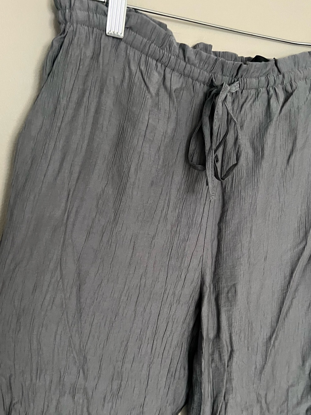 Zara Women's Wide-Leg Drawstring Pants in Gray